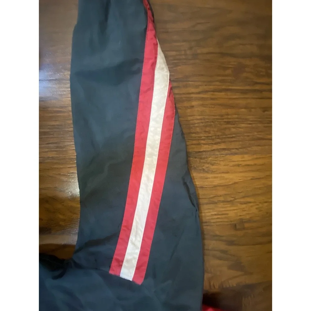Vintage Chicago Bulls Kids Med Windbreaker Jacket Team Athletics Black Red NBA